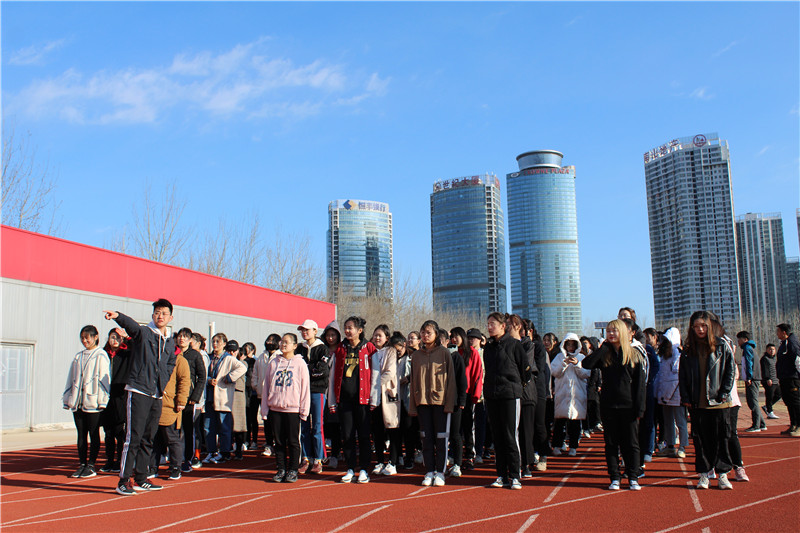 管理系春季运动会2.JPG 管理系春季运动会2.JPG